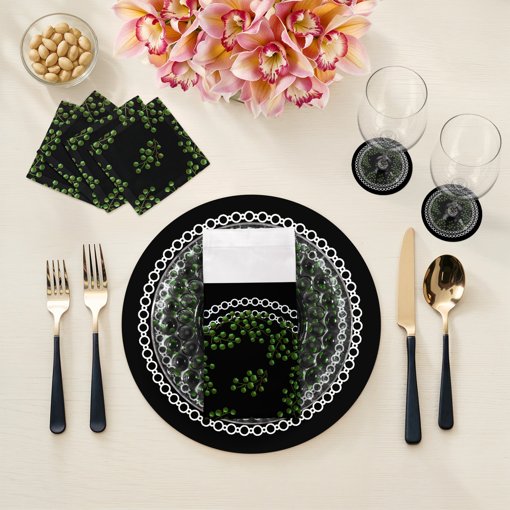 Christmas Berries Green Black 16" Round Pebble Placemats, Set of 4 - nicolettemayer.com