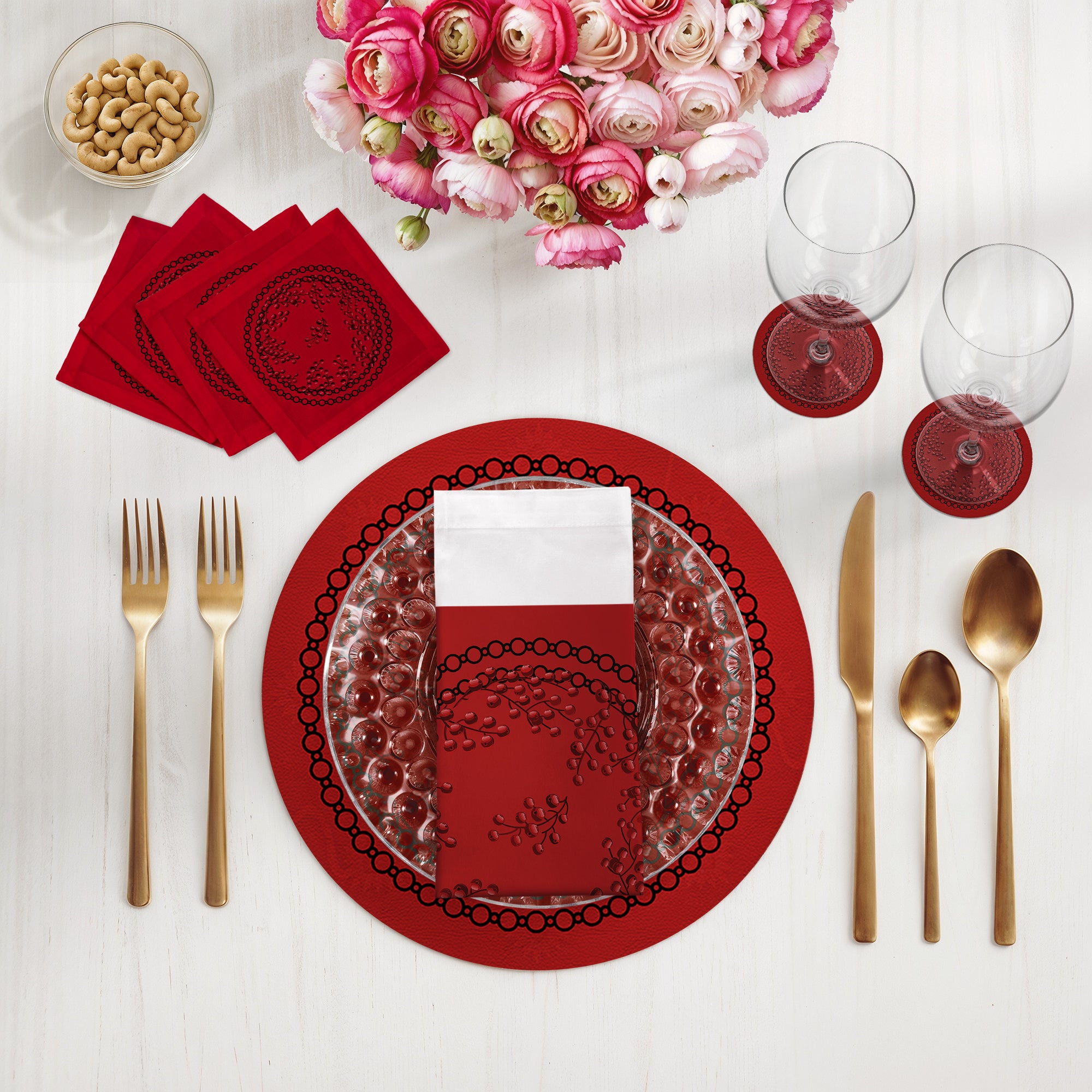 Christmas Berries Red Red 16" Round Pebble Placemats, Set of 4 - nicolettemayer.com