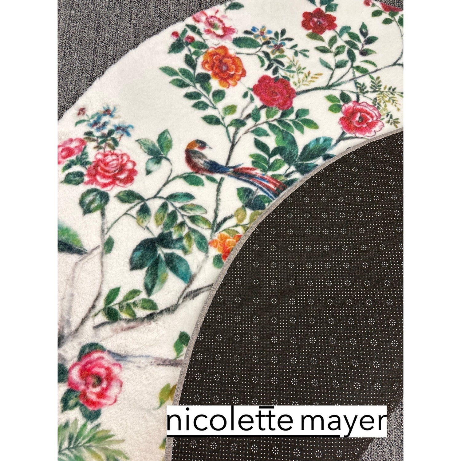 Lost Pavillion Round Cloud Washable Rug