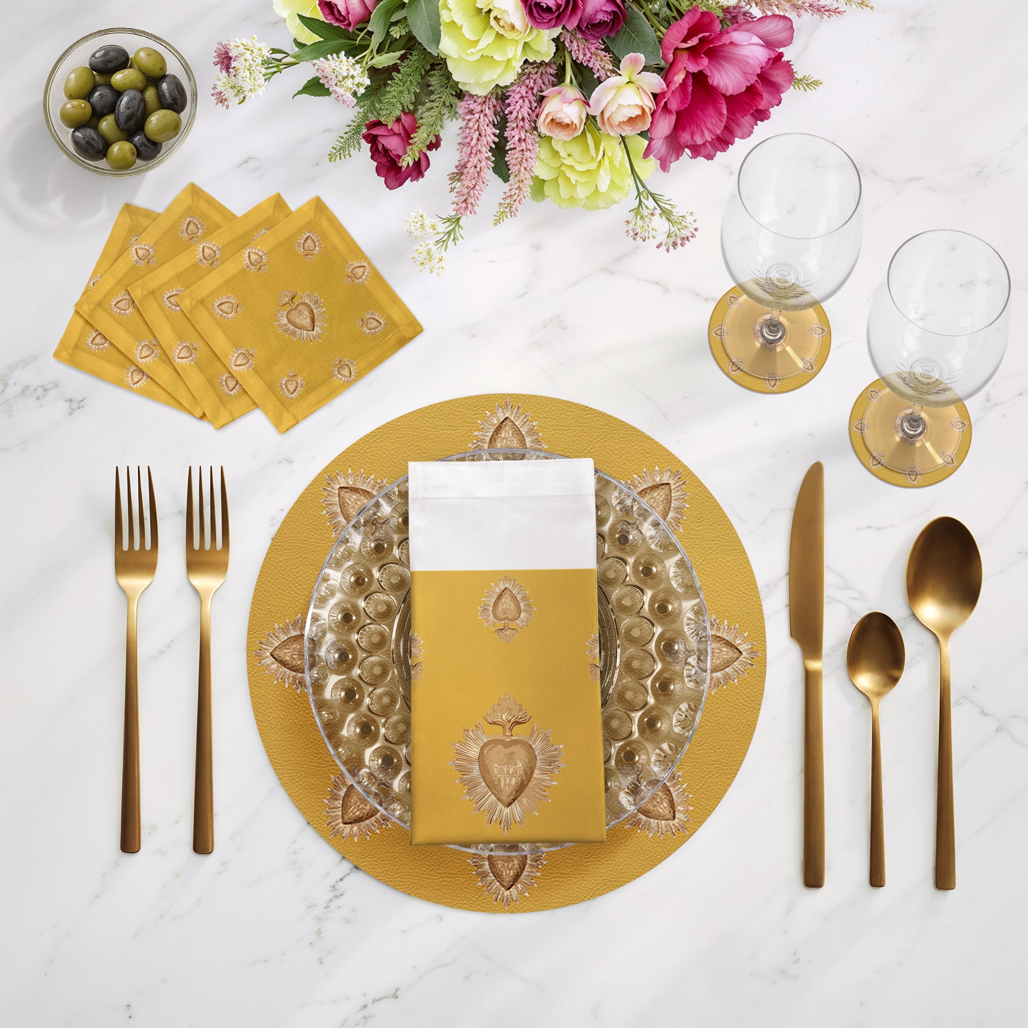 Ex Vote Gold 16" Round Pebble Placemats, Set of 4 - nicolettemayer.com