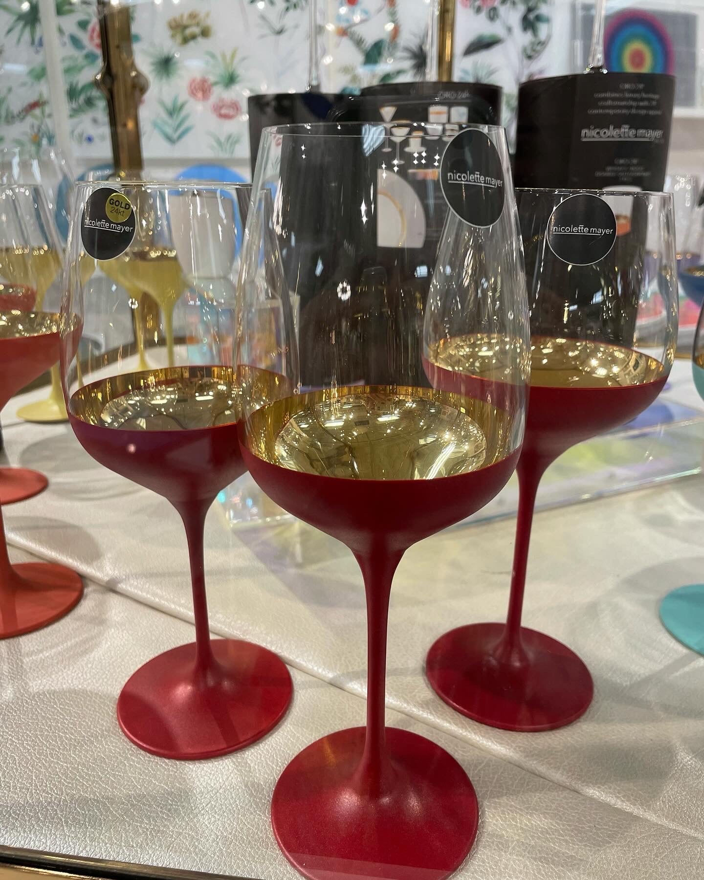 ORO24k Grand Cru Universal Bordeaux Crystal 24k Gold Wine Glass, Set of 1 - nicolettemayer.com