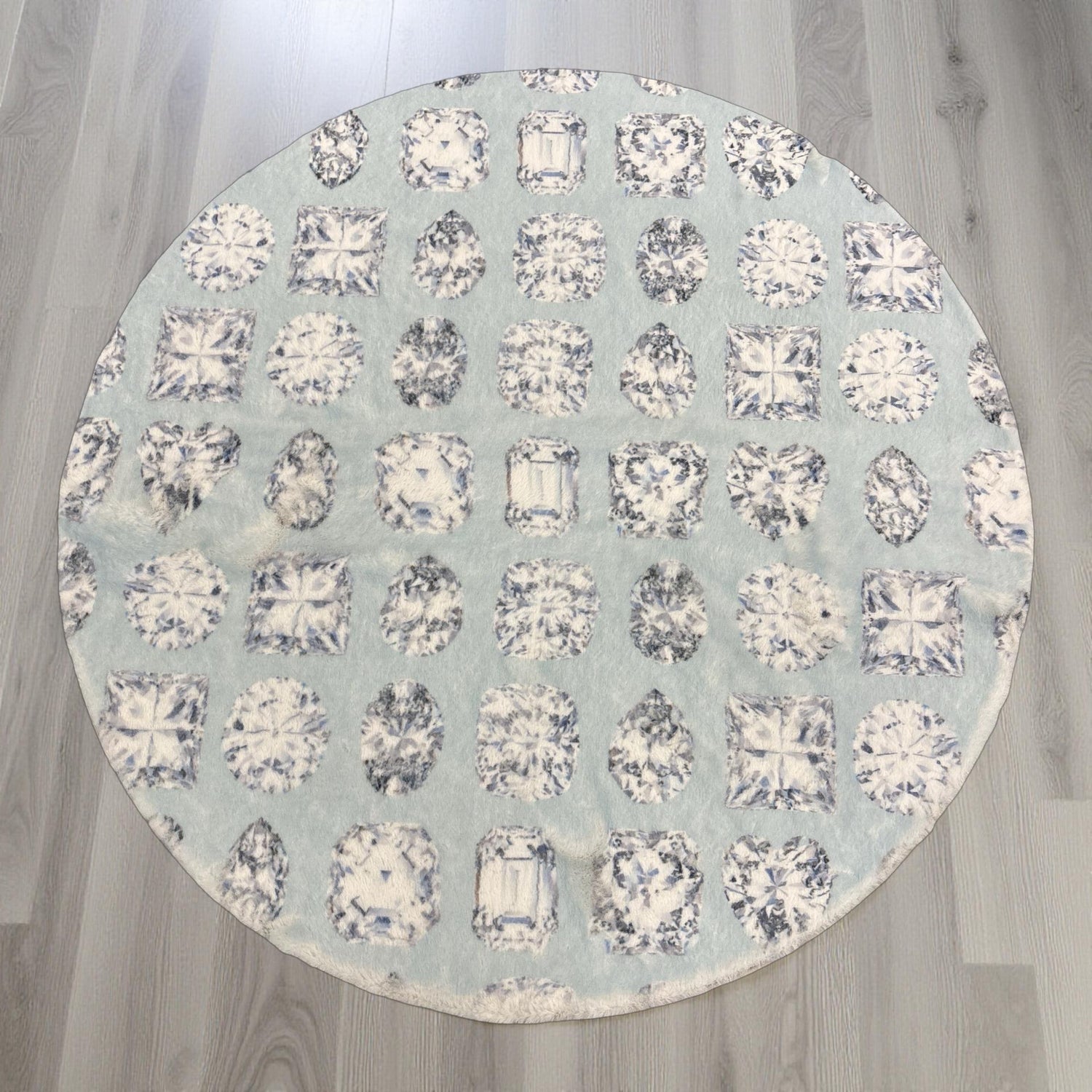 Bougie Diamonds Dove Round Cloud Washable Rug