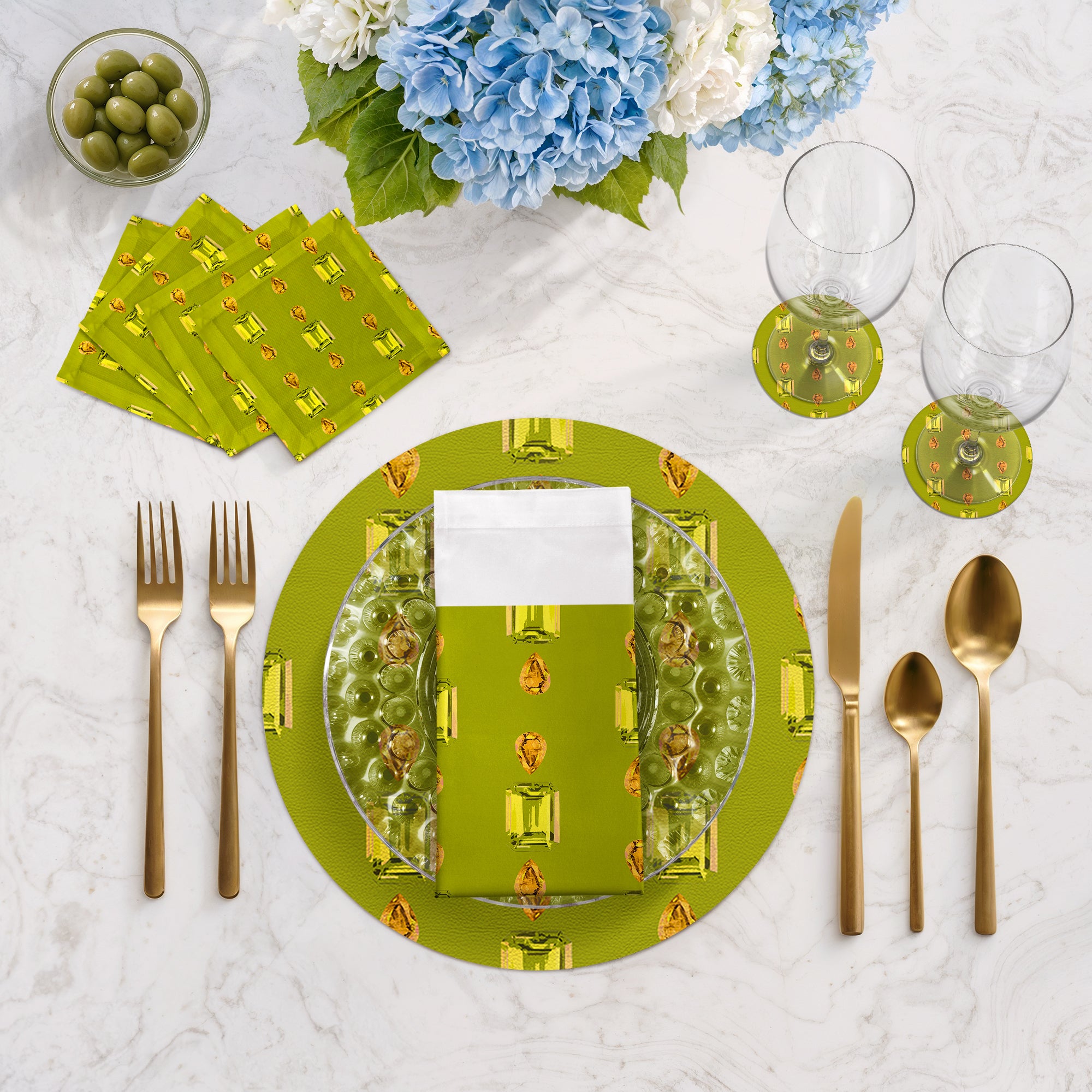 Gem Peridot Acid 16" Round Pebble Placemats, Set of 4 - nicolettemayer.com