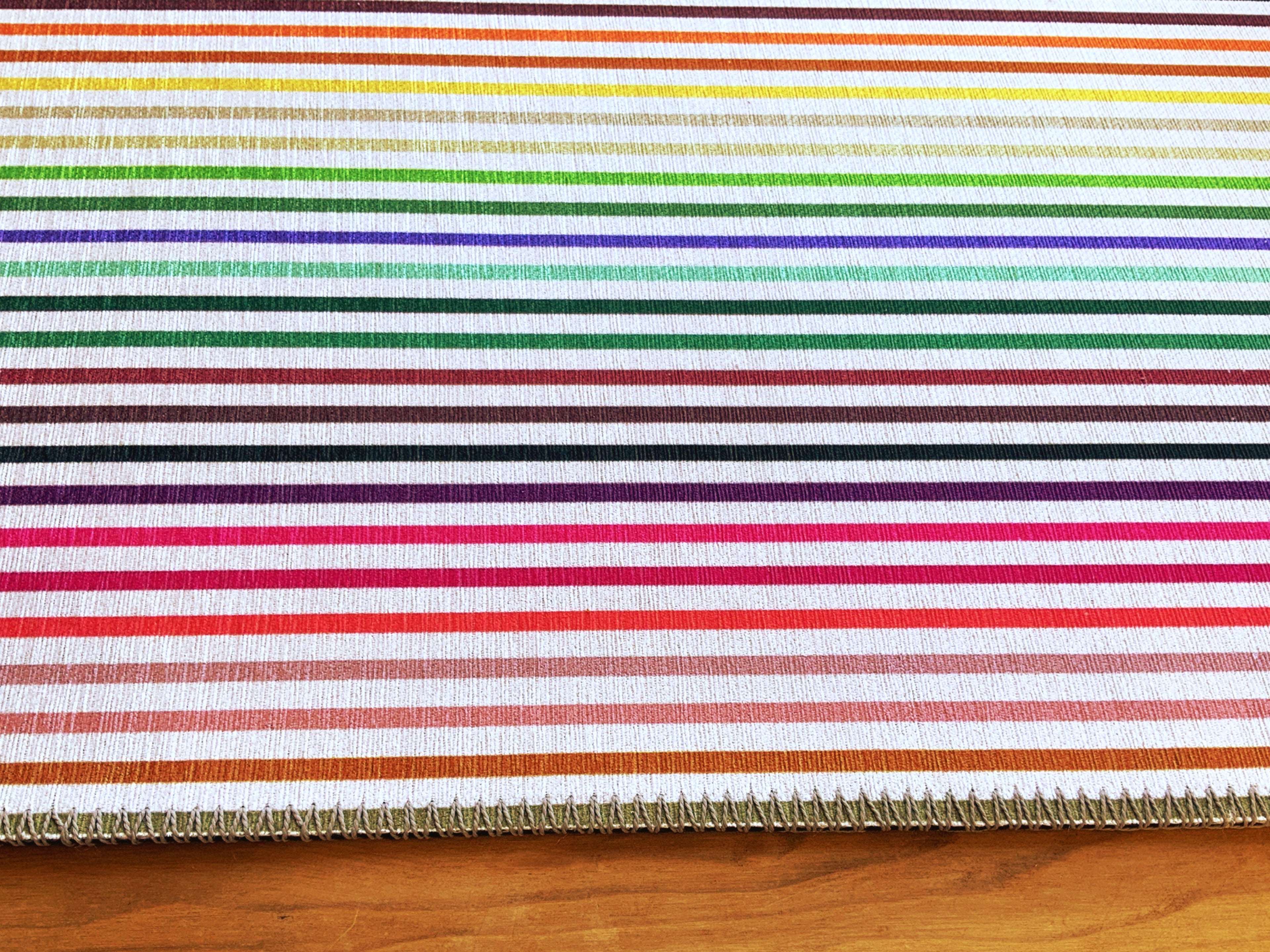 Spectrum White Brights Chenille Washables Rug