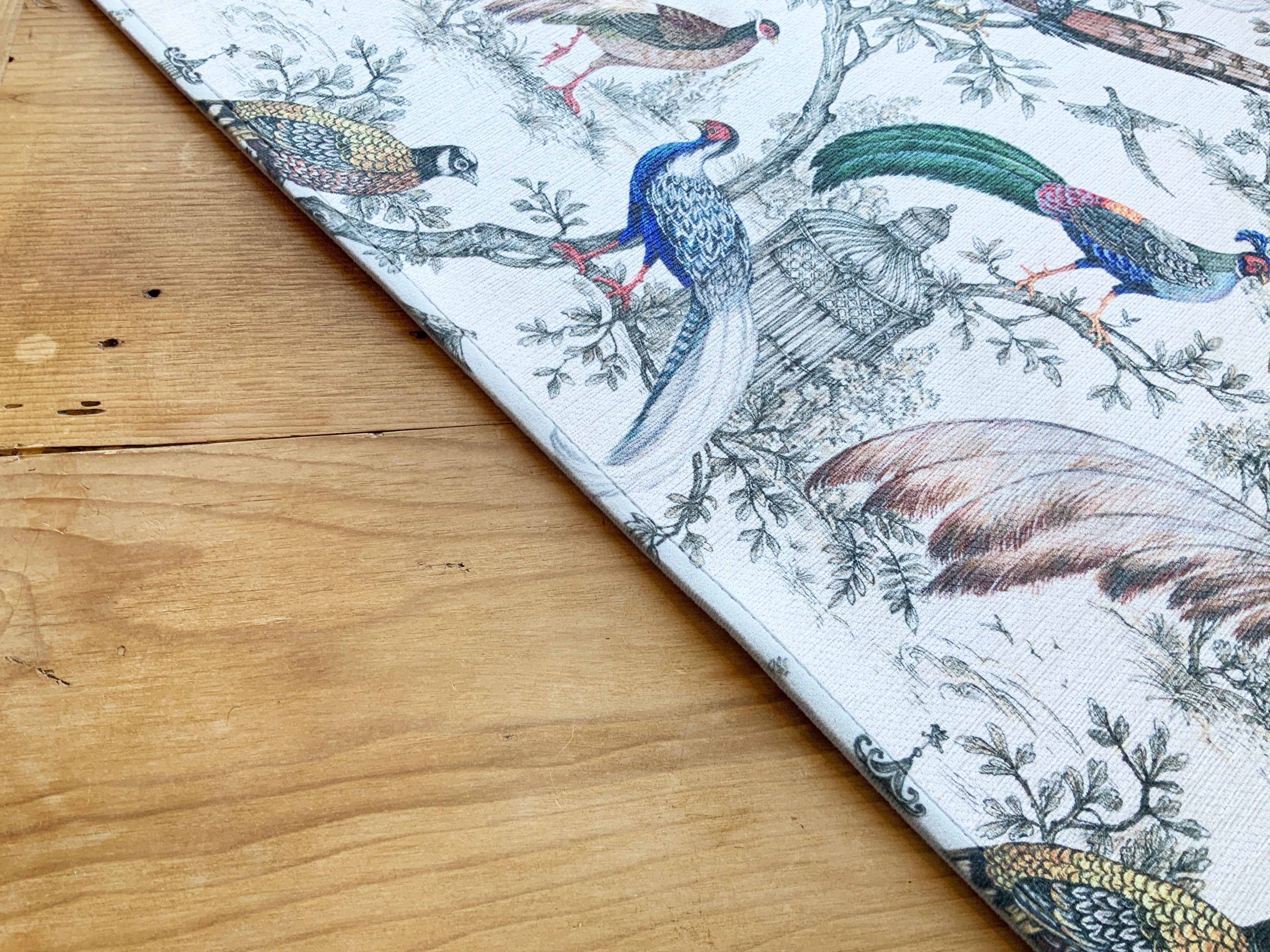 Sauvage White Microfiber Rectangle Washable Rug