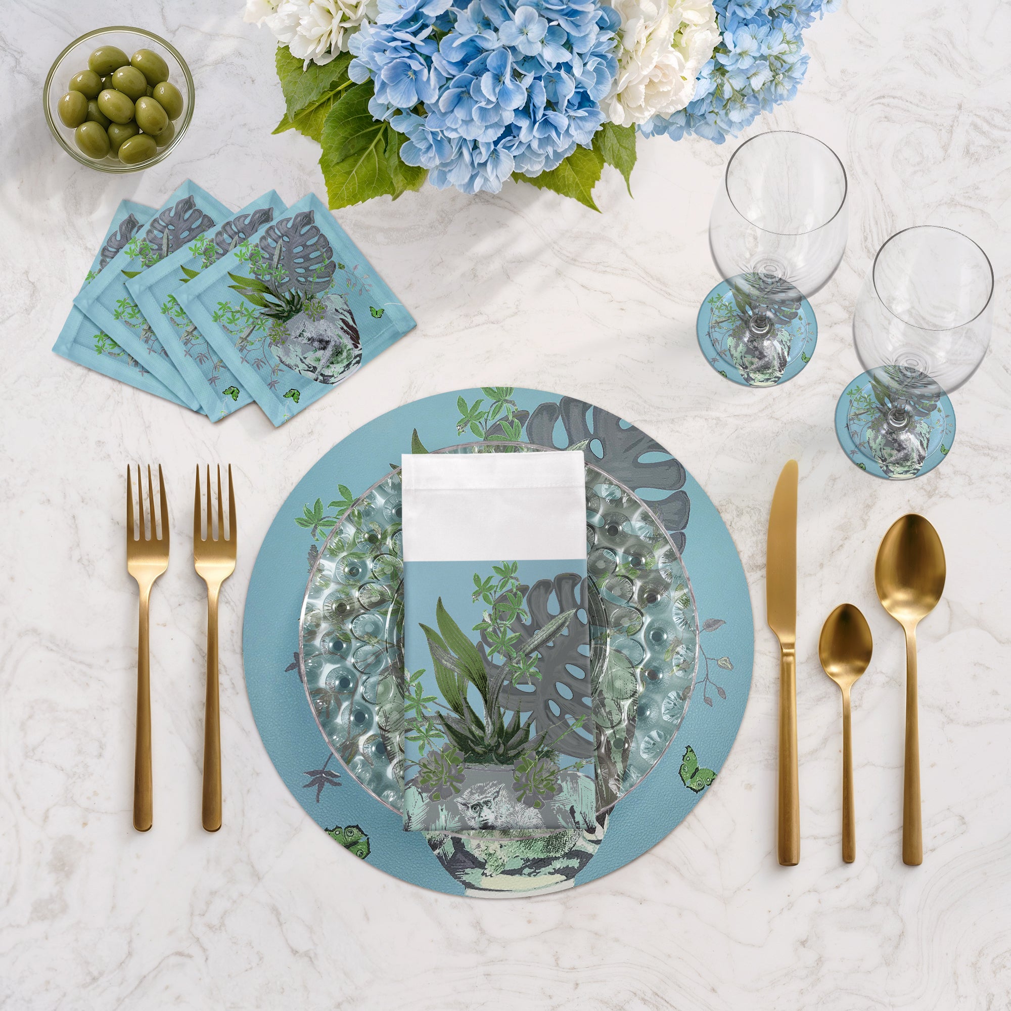 Monkey Large Jungle Bedford 16" Round Pebble Placemats, Set of 4 - nicolettemayer.com