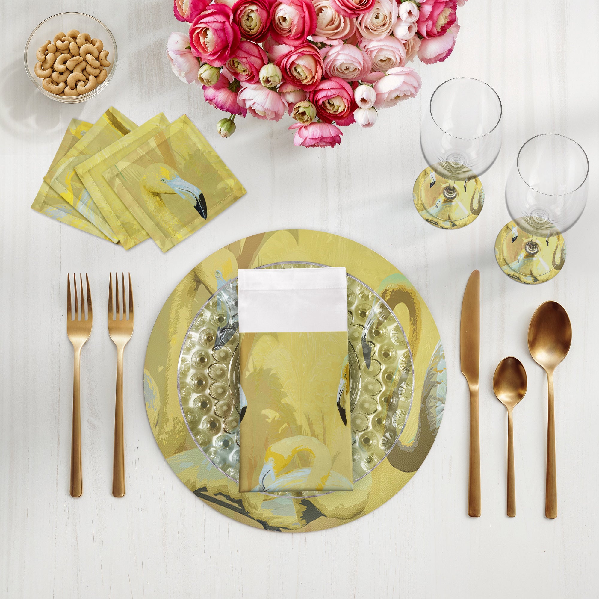 Palm Springs Golden 16" Round Pebble Placemats, Set of 4 - nicolettemayer.com