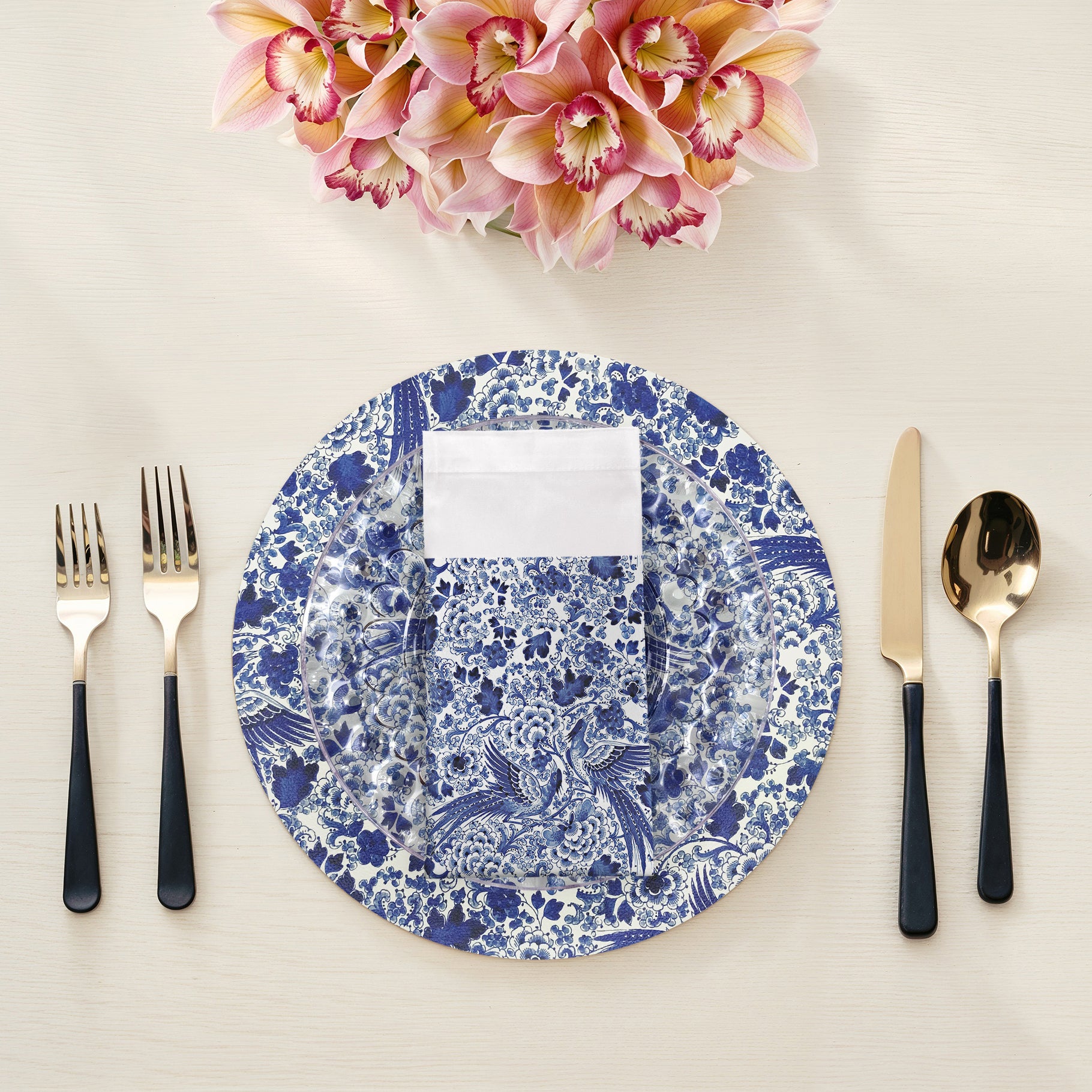 Royal Delft Inspiration White Cotton Sateen Dinner Napkins - nicolettemayer.com