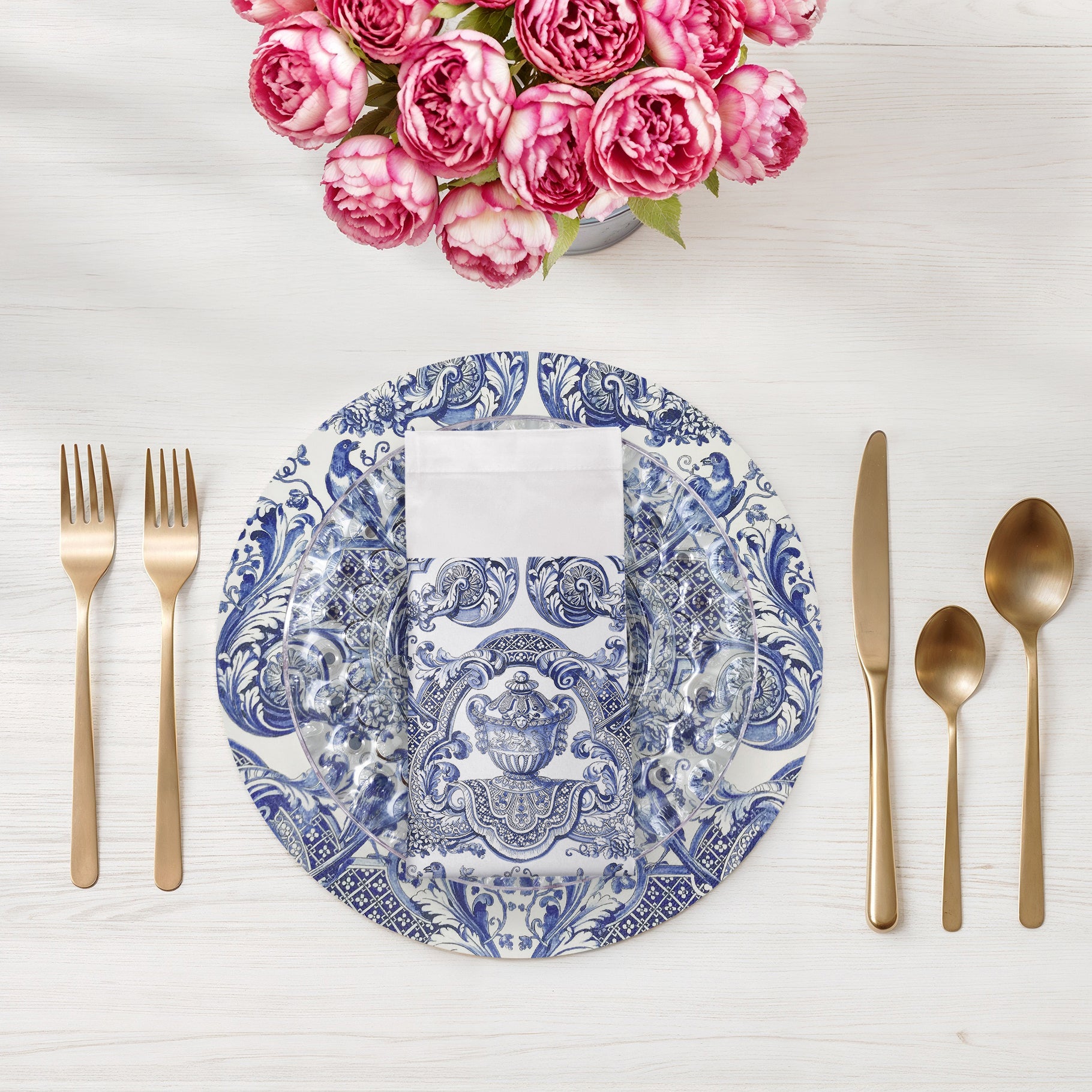 Royal Delft William And Mary Blue 22X22 Cotton Sateen Napkin - nicolettemayer.com