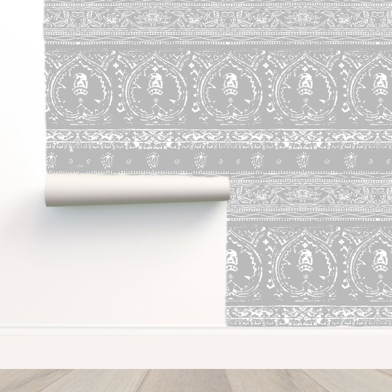 Agra Reverse Silver Peel and Stick Wallpaper, Double Roll, 34&quot; x 288&quot;, 48 sq ft