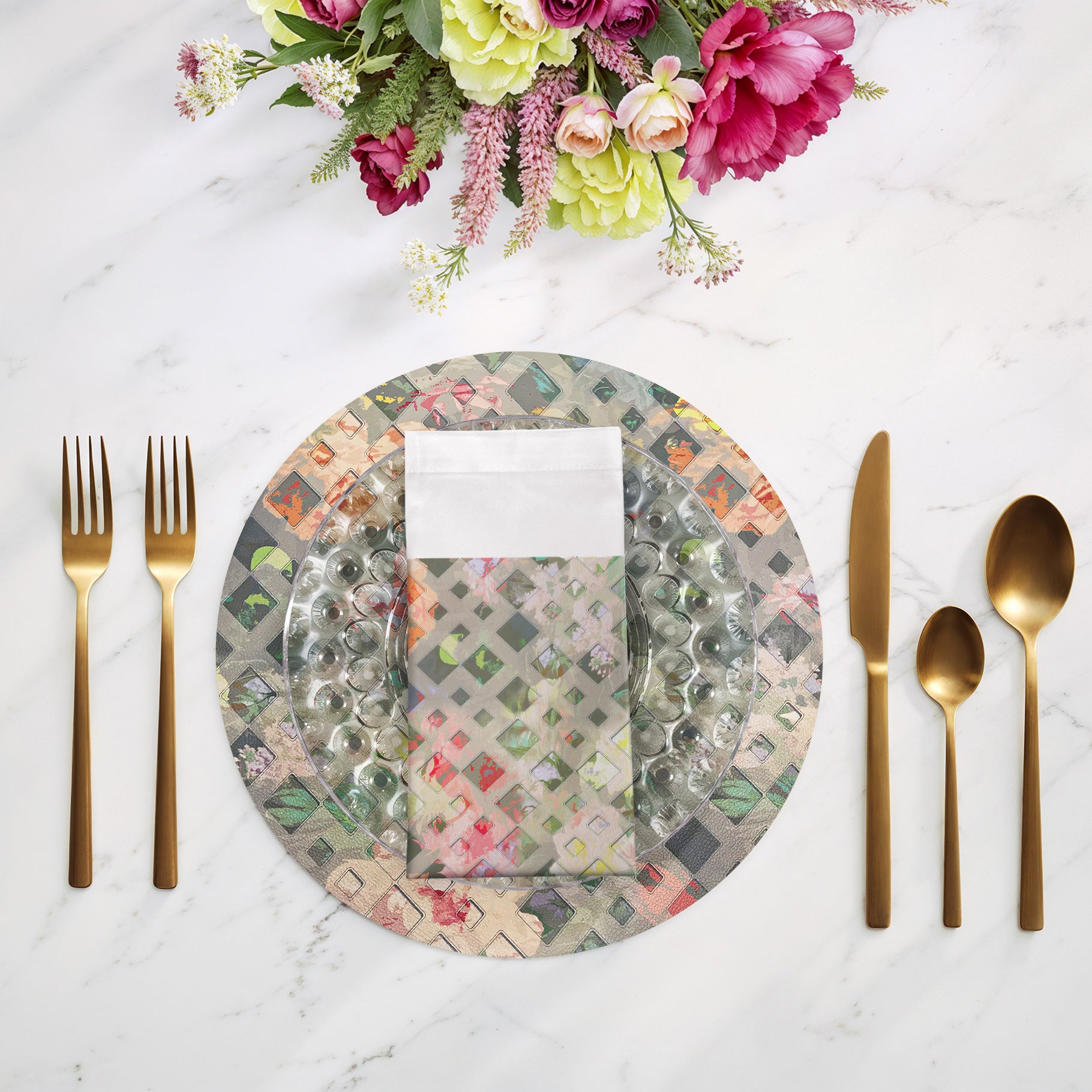 DEFOSSE TRELLIS AZALEA 22"X22" HEMSTITCH DINNER NAPKIN, SET OF 4 - nicolettemayer.com