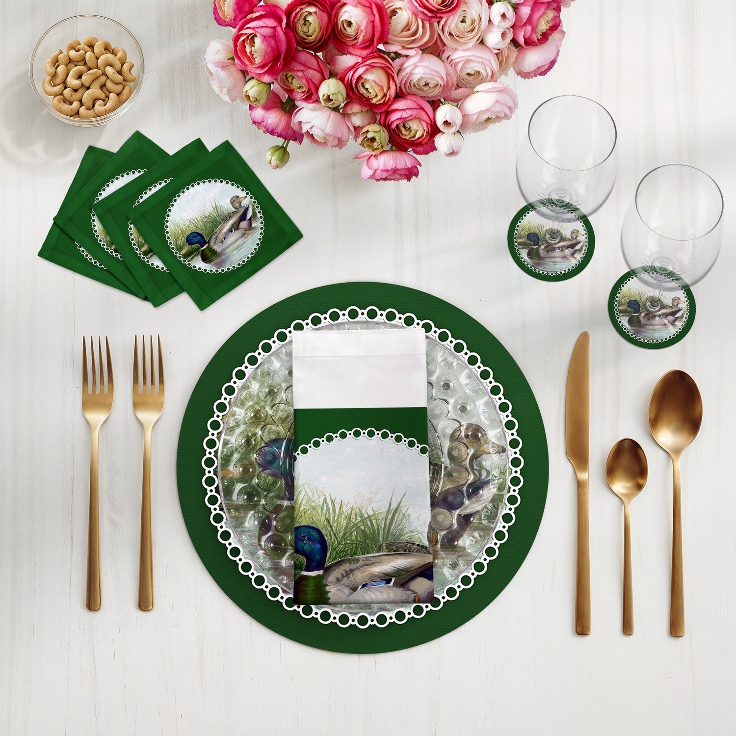 English Duck Pond Green 16" Round Pebble Placemats, Set of 4 - nicolettemayer.com

