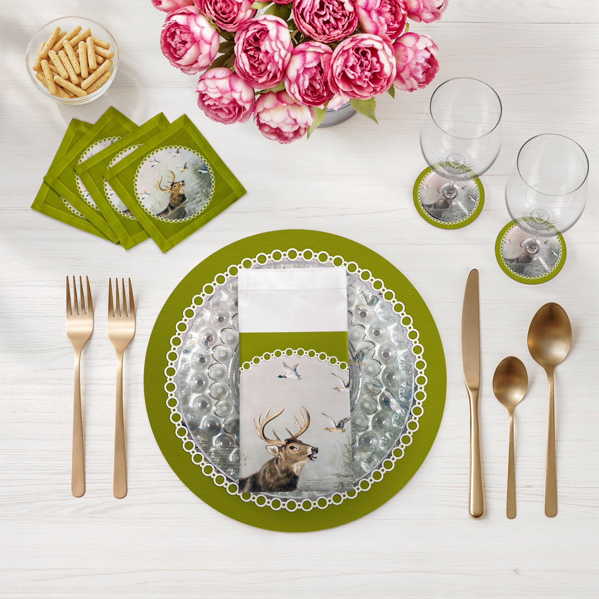 English Stage Chartreuse 16" Round Pebble Placemats, Set of 4 - nicolettemayer.com
