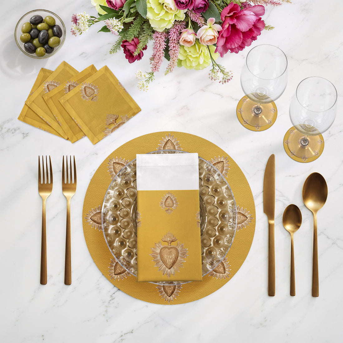 Ensemble de 4 sets de table ronds Ex Vote Gold 16&quot; Pebble