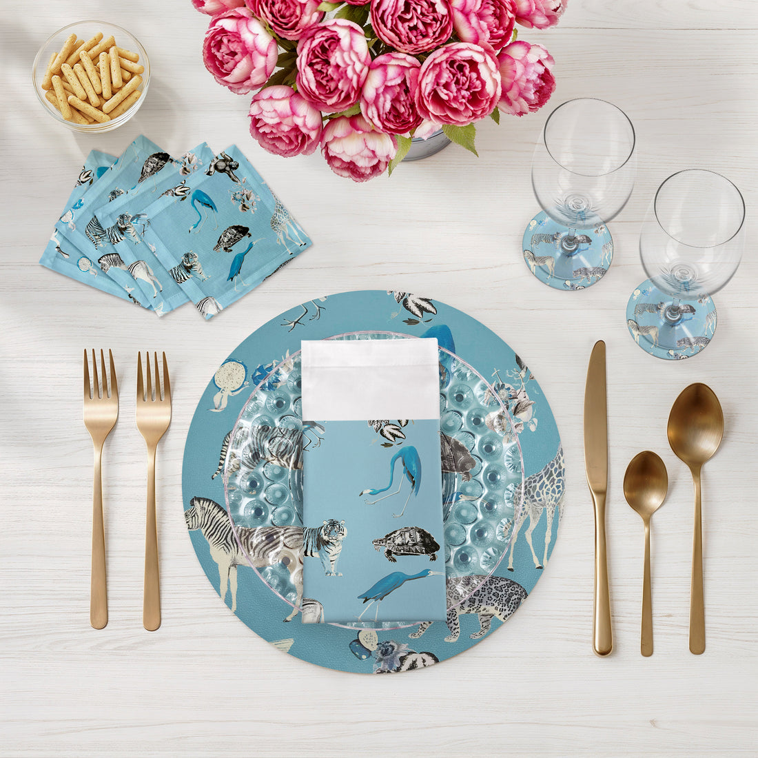 Exotix Stamford 16" Round Pebble Placemats, Set of 4 - nicolettemayer.com
