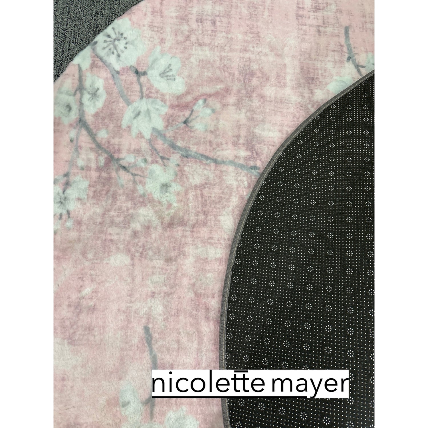 Blossom Fantasia Soft Pink Round Cloud Washable Rug
