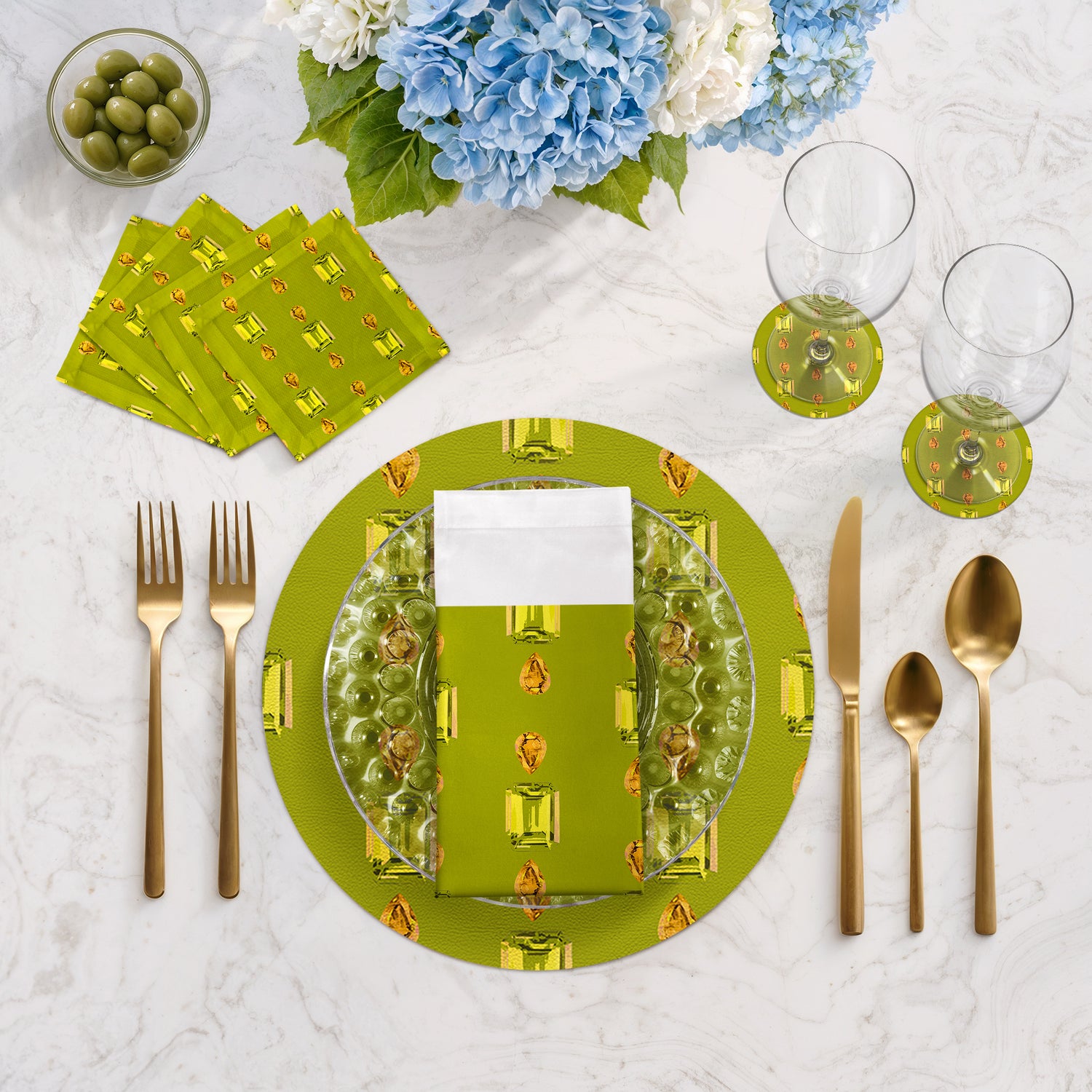 Gem Peridot Acid 16" Round Pebble Placemats, Set of 4 - nicolettemayer.com
