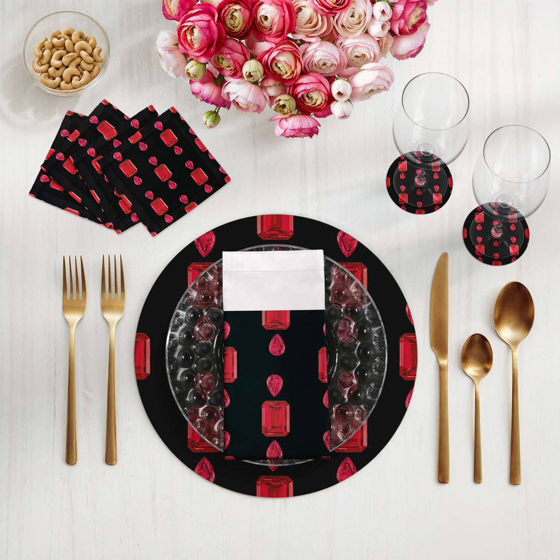 Gem Rubys Black 16" Round Pebble Placemats, Set of 4 - nicolettemayer.com
