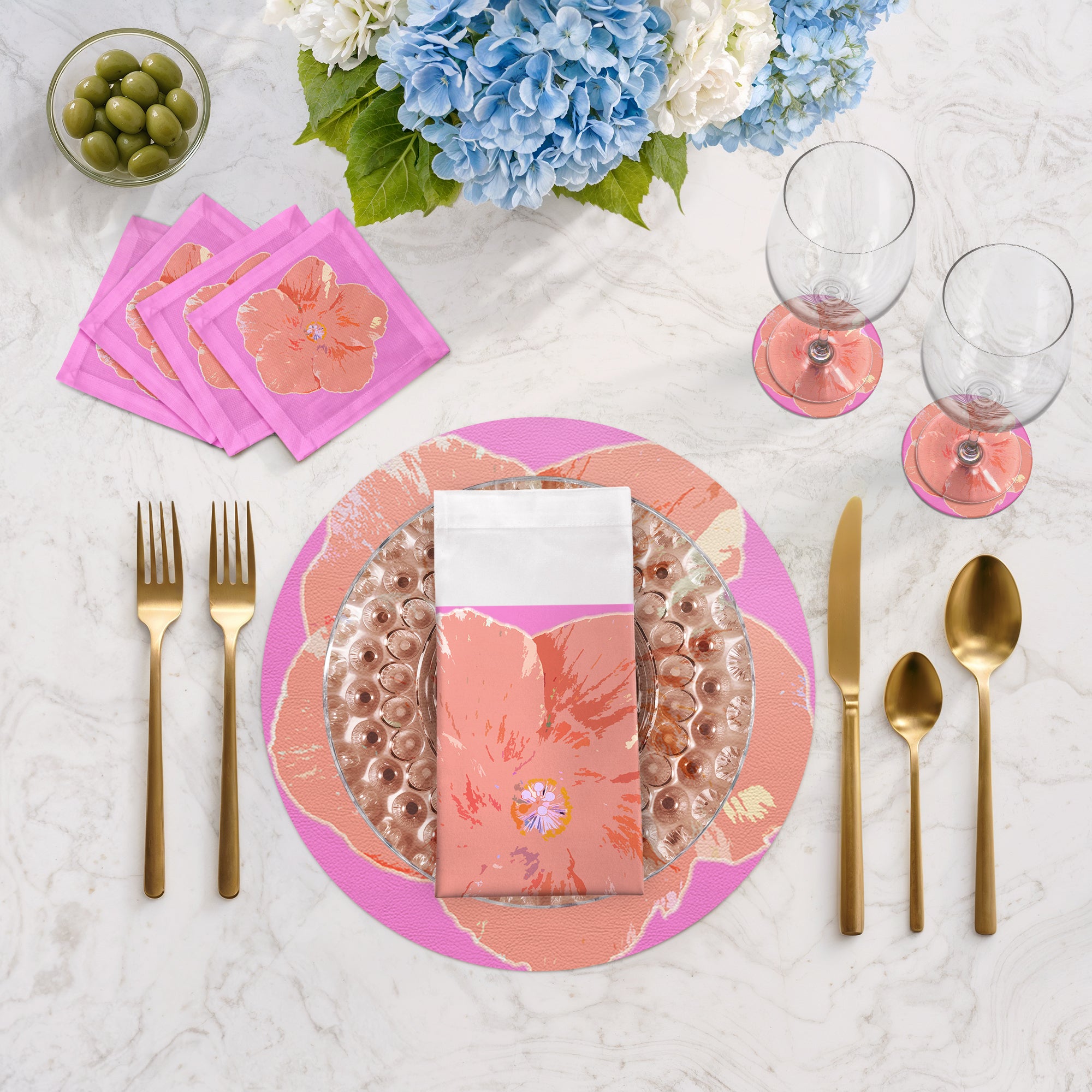 Hibiscus Orchid 16" Round Pebble Placemats, Set of 4 - nicolettemayer.com
