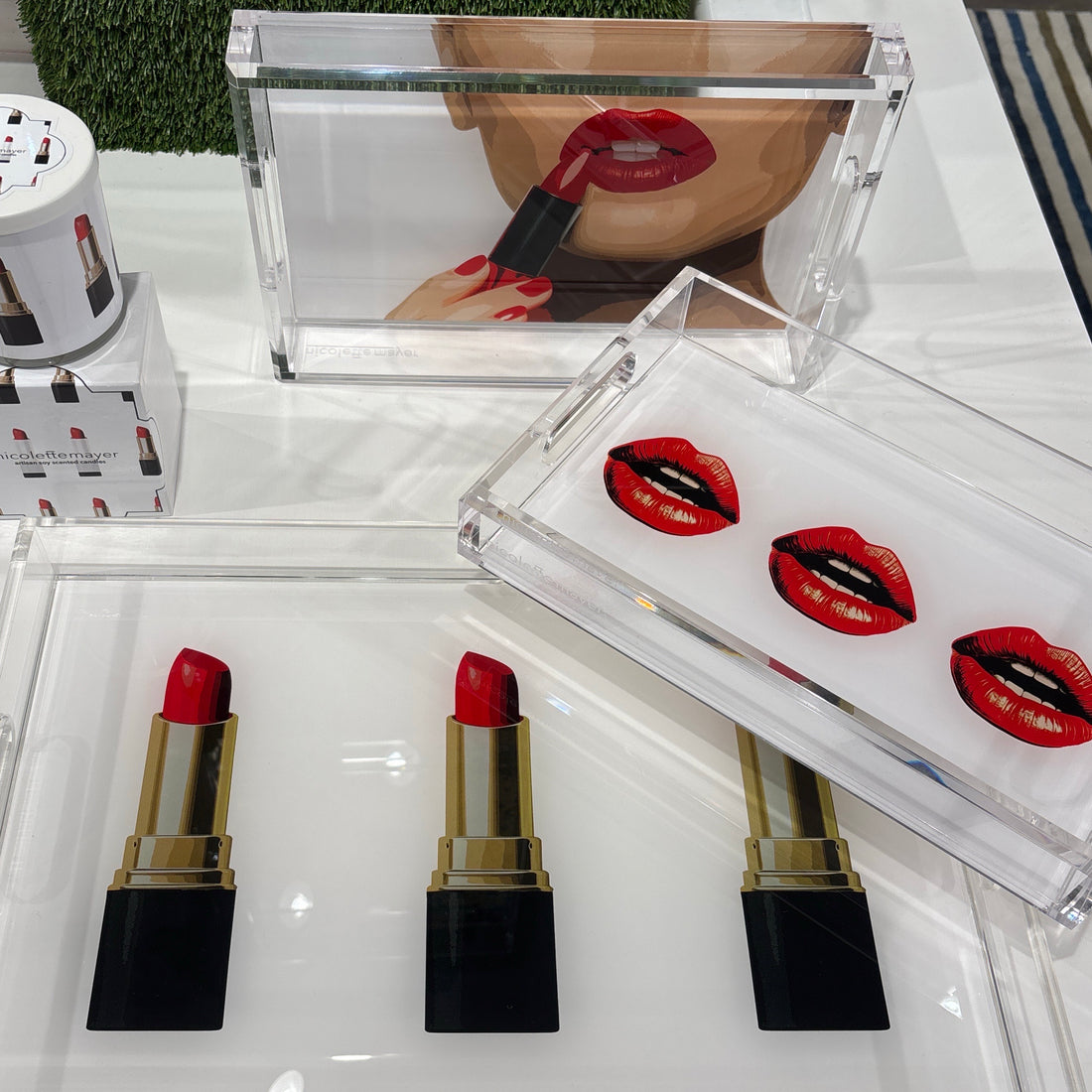 Lips Rectangle Acrylic Tray