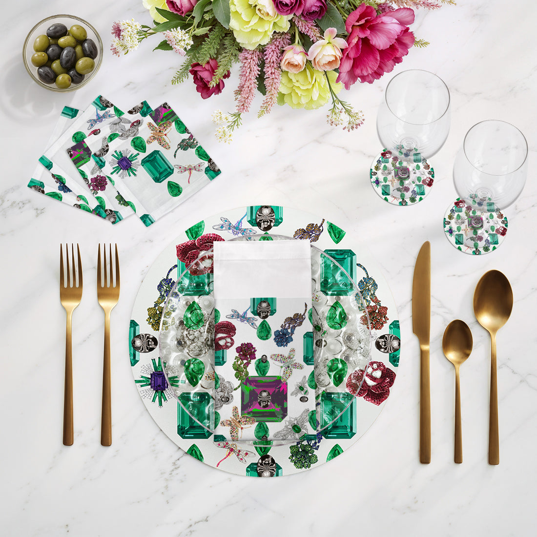 Jewel Box Emeralds White 16&quot; Round Pebble Placemat Set of 4 - nicolettemayer.com