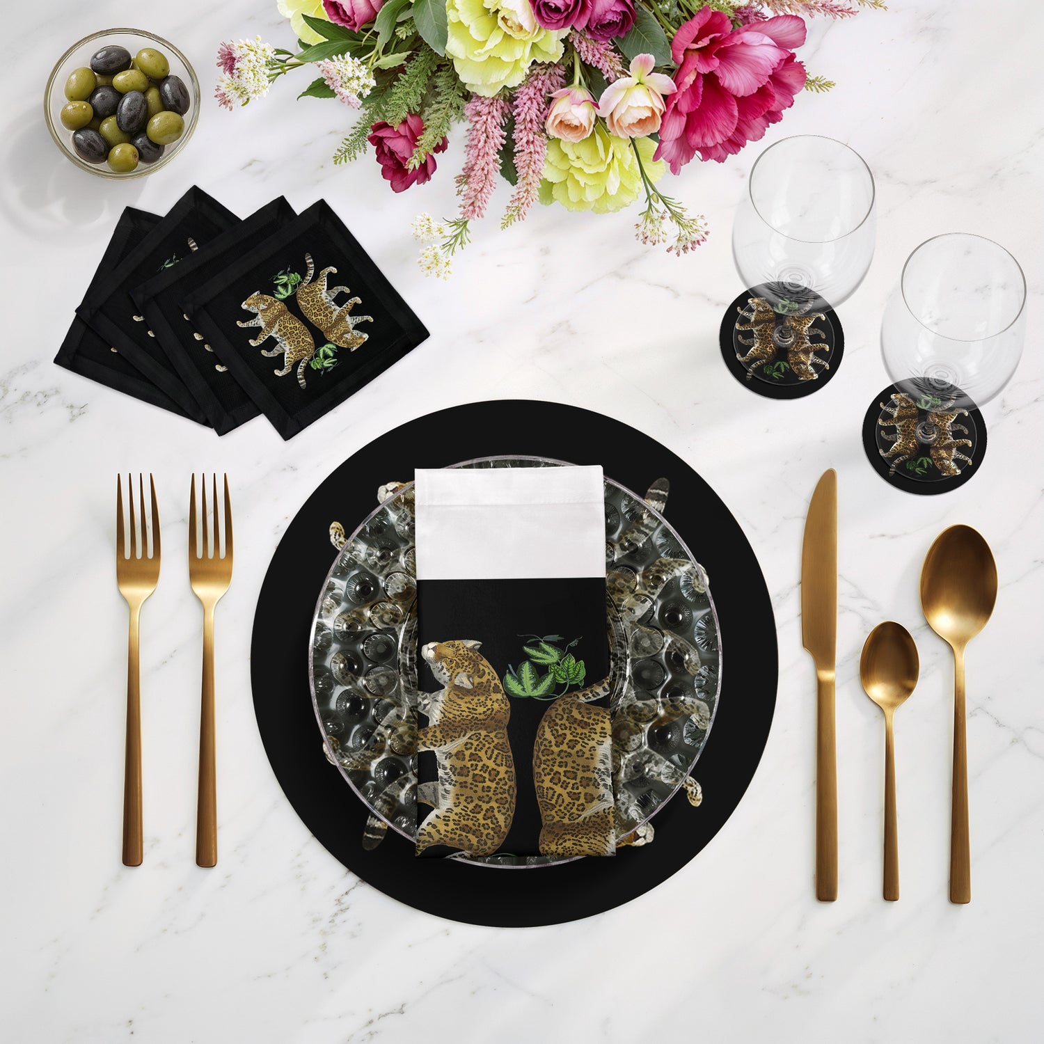 Leopard Seeing Double Black 16" Round Pebble Placemats, Set of 4 - nicolettemayer.com
