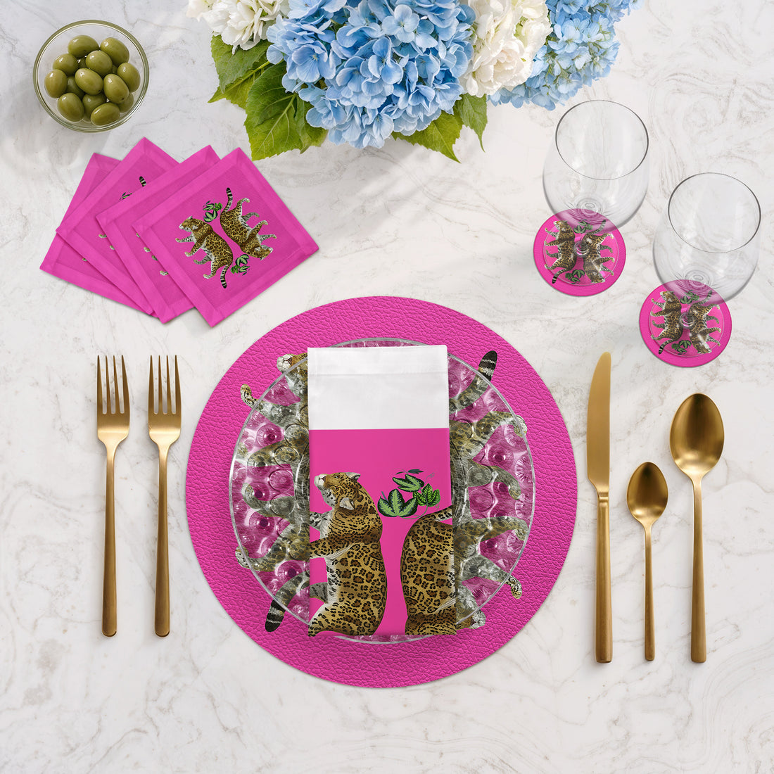 Leopard Seeing Double Hot Pink 16" Round Pebble Placemats, Set of 4 - nicolettemayer.com
