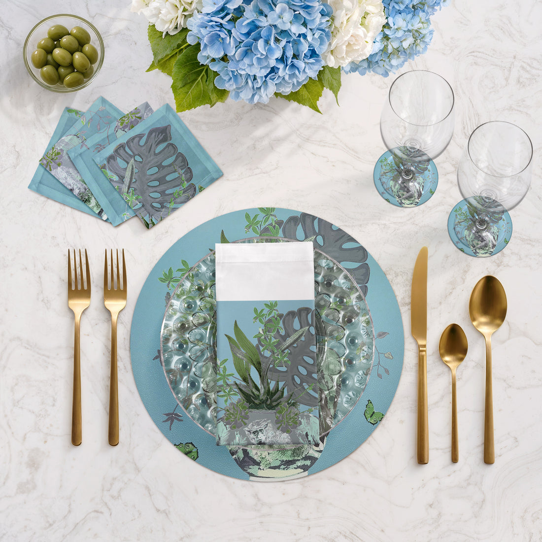 Monkey Large Jungle Bedford 16" Round Pebble Placemats, Set of 4 - nicolettemayer.com