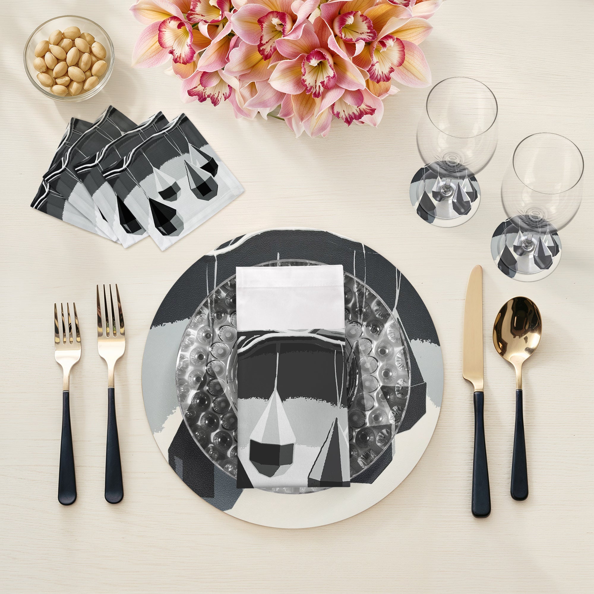 ORNAMENTS BLACK AND WHITE 16" Round Pebble Placemats, Set of 4 - nicolettemayer.com
