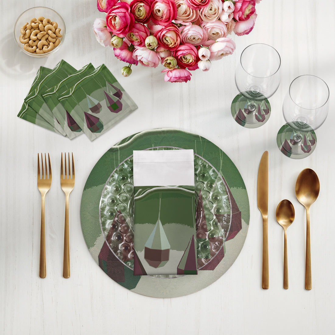 ORNAMENTS PLUM EMERALD 16" Round Pebble Placemats, Set of 4 - nicolettemayer.com
