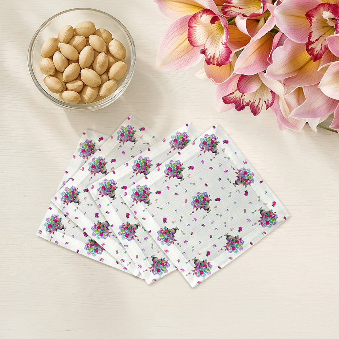 Pistils Small Bouquet Cotton Sateen Cocktail Napkins - nicolettemayer.com