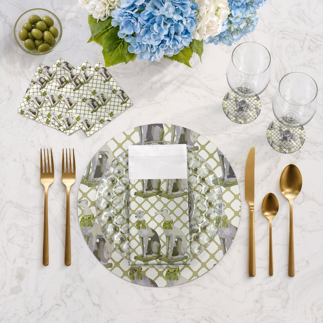 Regal Greyhound Gold 16" Round Pebble Placemats, Set of 4 - nicolettemayer.com
