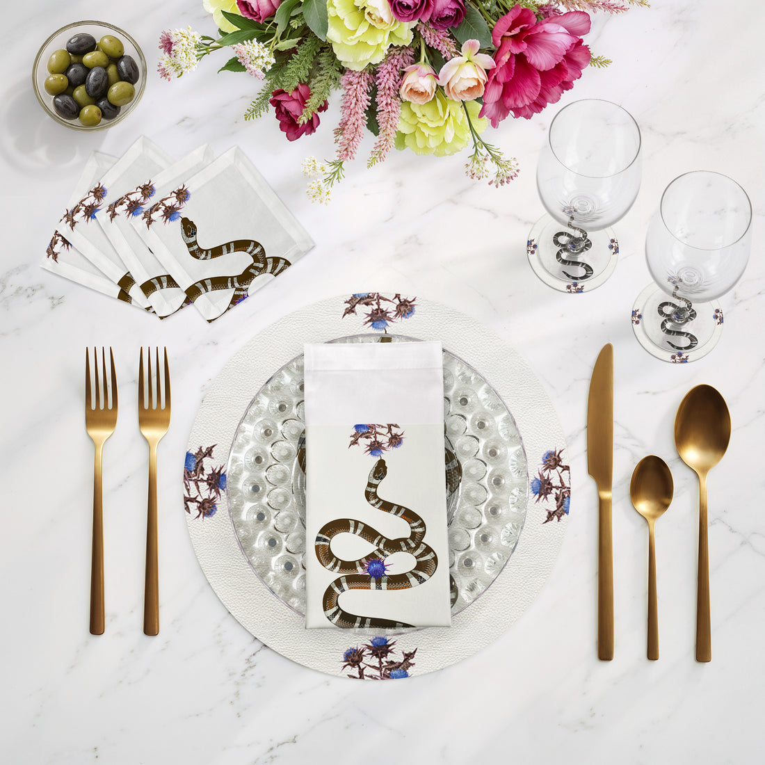 Thistle And Snake Blue White 16" Round Pebble Placemats, Set of 4 - nicolettemayer.com