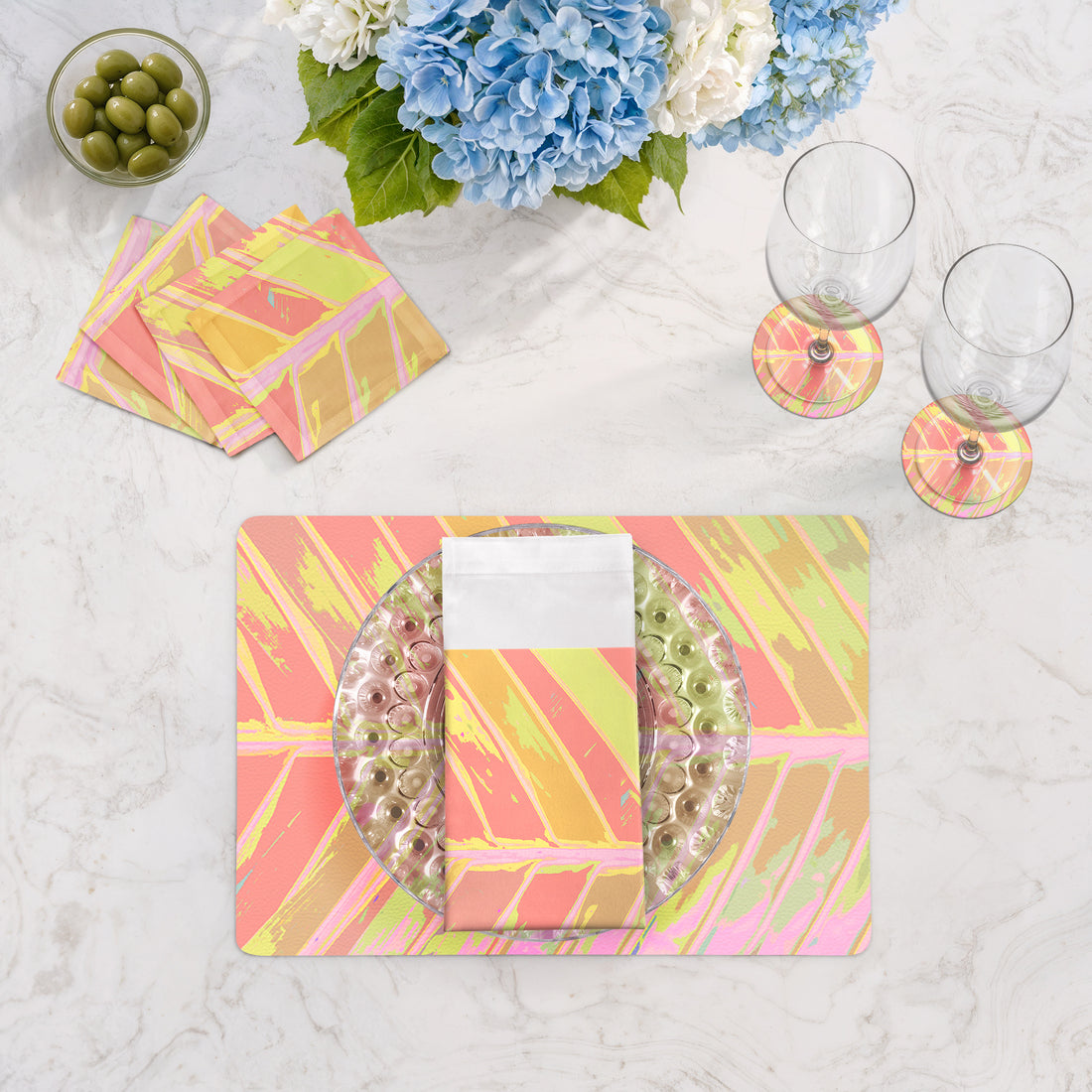 Lot de 4 sets de table rectangulaires roses à motif feuilles tropicales
