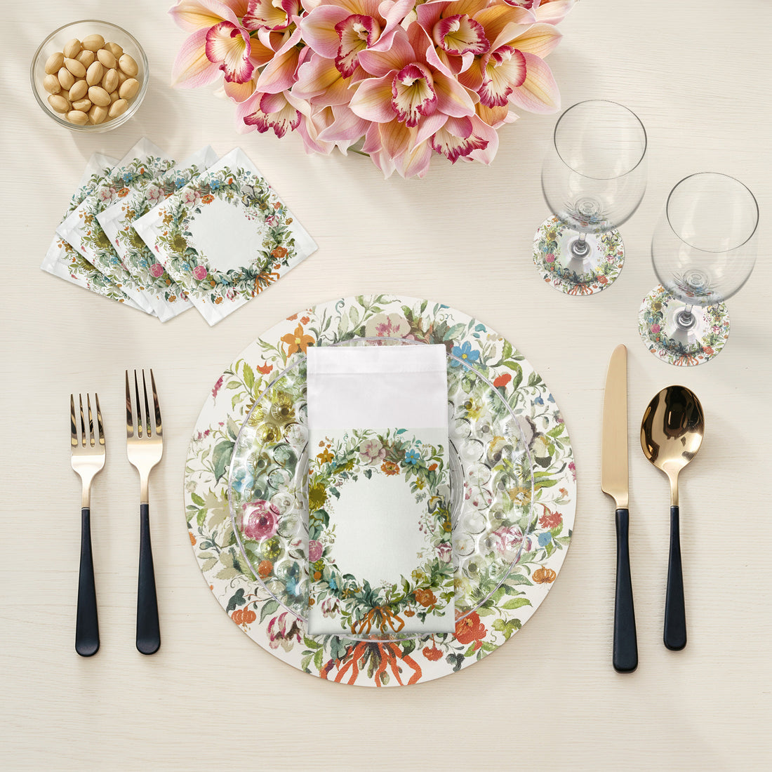 SET DE TABLE RONDS À GALETS, COURONNE DE FLEURS, OR, 16, LOT DE 4