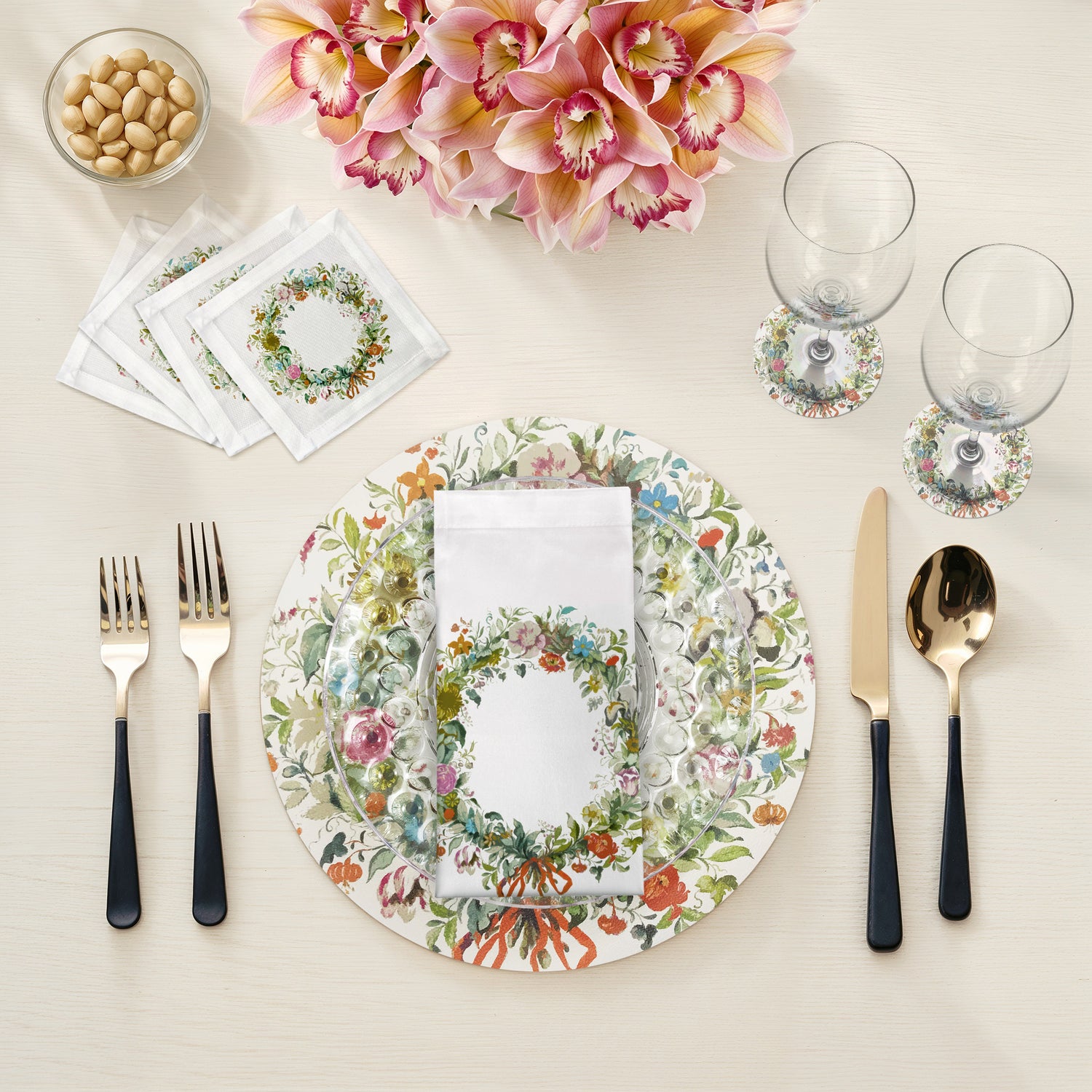 Wreath Flowers Gold Cotton Sateen Cocktail Napkins