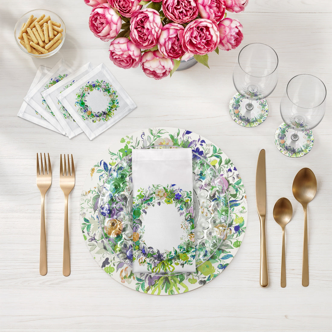 WREATH FLOWERS GREEN 16" Round Pebble Placemats, Set of 4 - nicolettemayer.com
