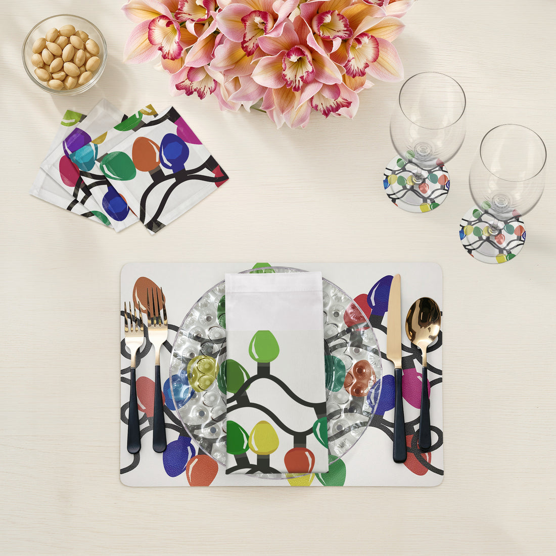 SET DE TABLE RECTANGLE GALETS NOËL TANGLE PRIMARIES 17,5, LOT DE 4
