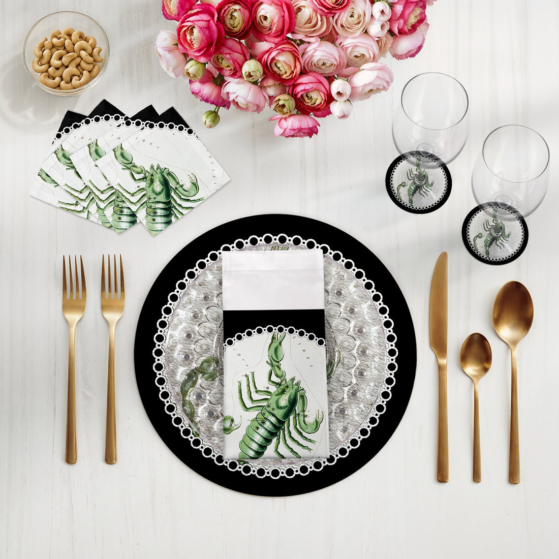 Lot de 4 sets de table ronds en galets noirs Zodiac Scorpion 40 cm