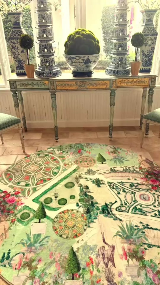 Chateau Garden Plan Round Washable Rug