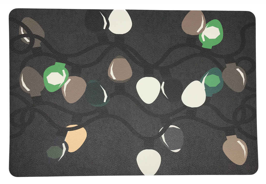 XMAS TANGLE DEEP GREENS 17&quot;.5 RECTANGLE PEBBLE PLACEMAT, SET OF 4 - nicolettemayer.com